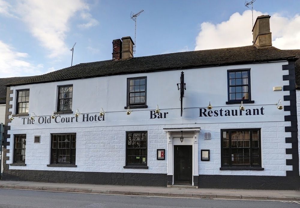 The Old Court Hotel Witney Εξωτερικό φωτογραφία