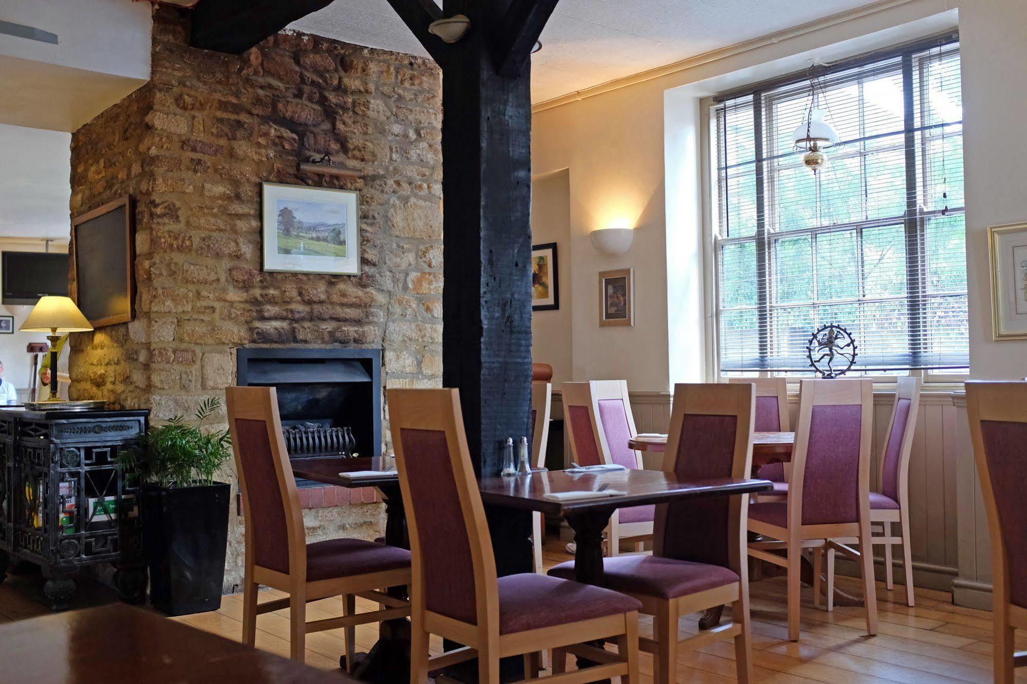 The Old Court Hotel Witney Εξωτερικό φωτογραφία